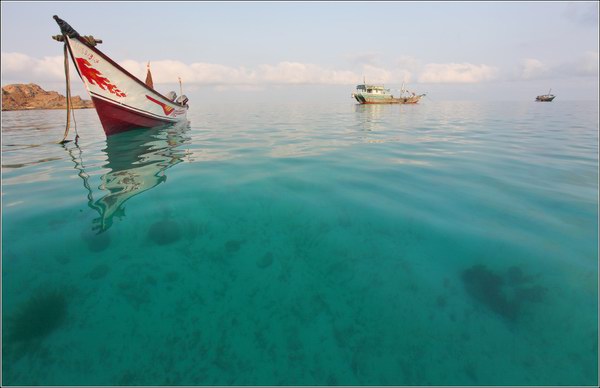 Socotra Picture of the Day: fishing boat in sunrise light